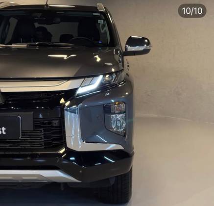 MITSUBISHI L200 TRITON 2.4 16V TURBO DIESEL SPORT HPE-S CD 4P 4X4 AUTOMÁTICO